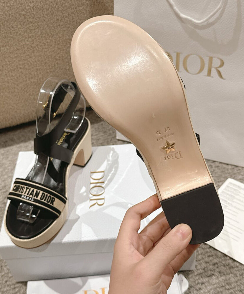 Dway heeled sandal