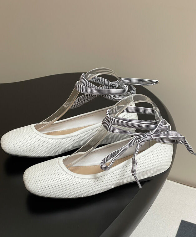 D-Journey Lace-Up Ballet Flat