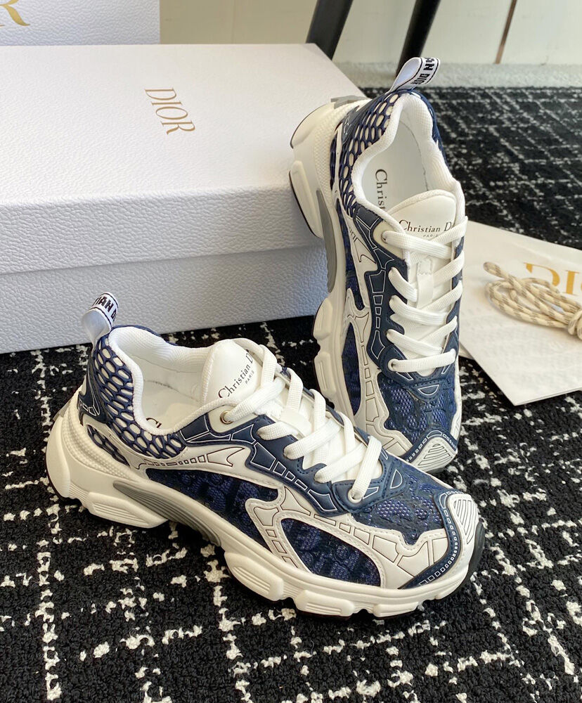 Dior Vibe Sneaker