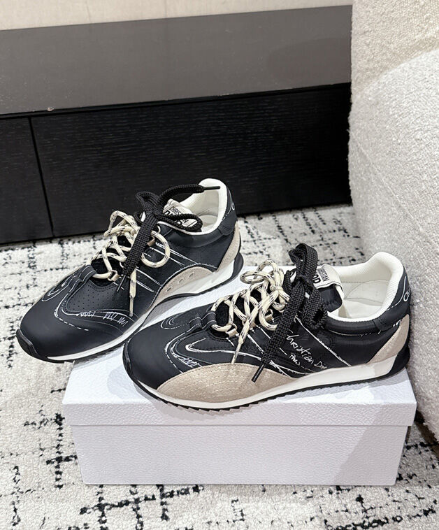 D-Sketch Sneaker