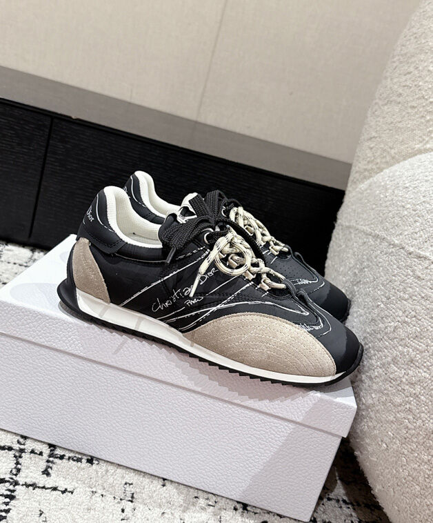 D-Sketch Sneaker
