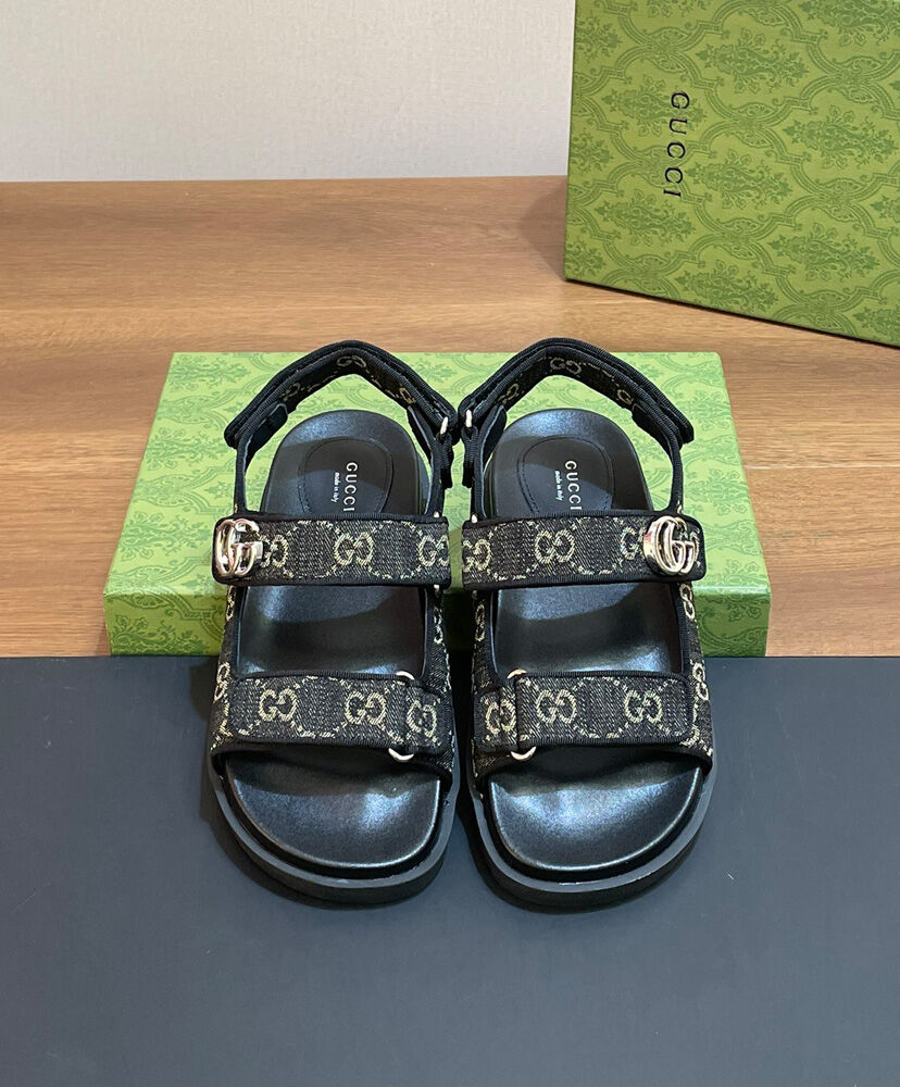 Women's Sandal With Double G