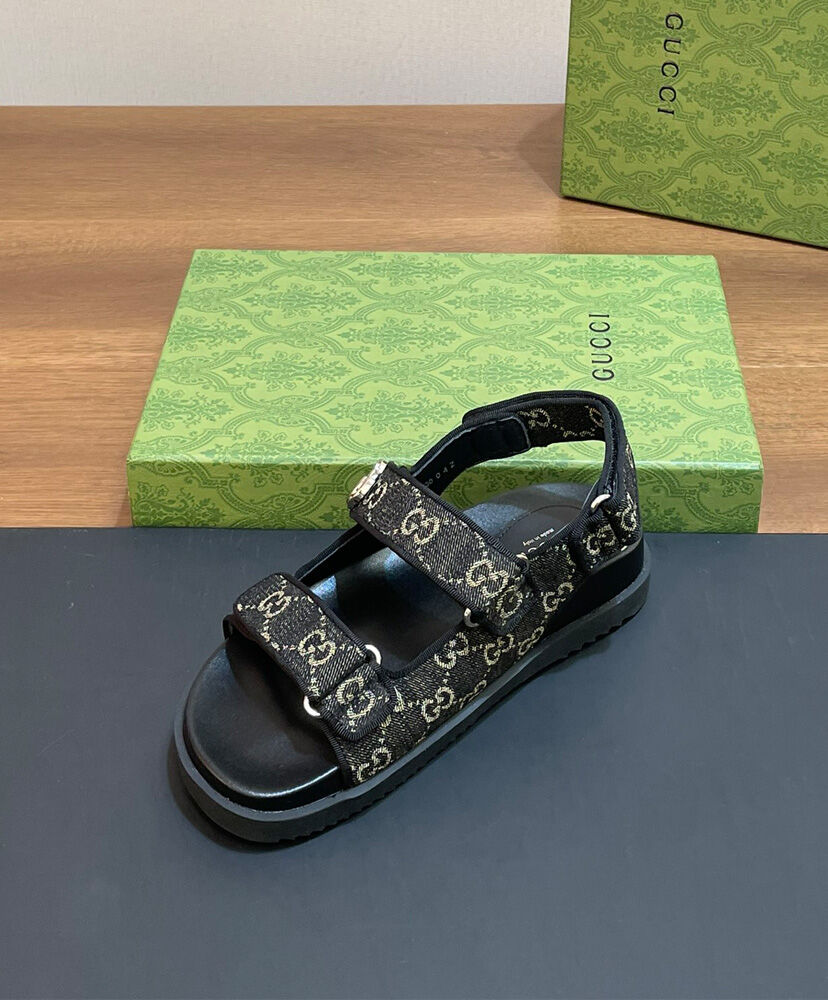 Women's Sandal With Double G