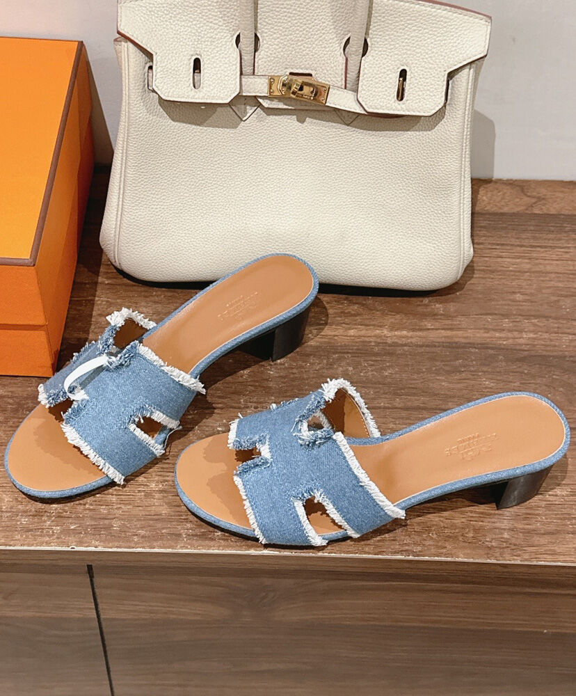 Oasis Sandal