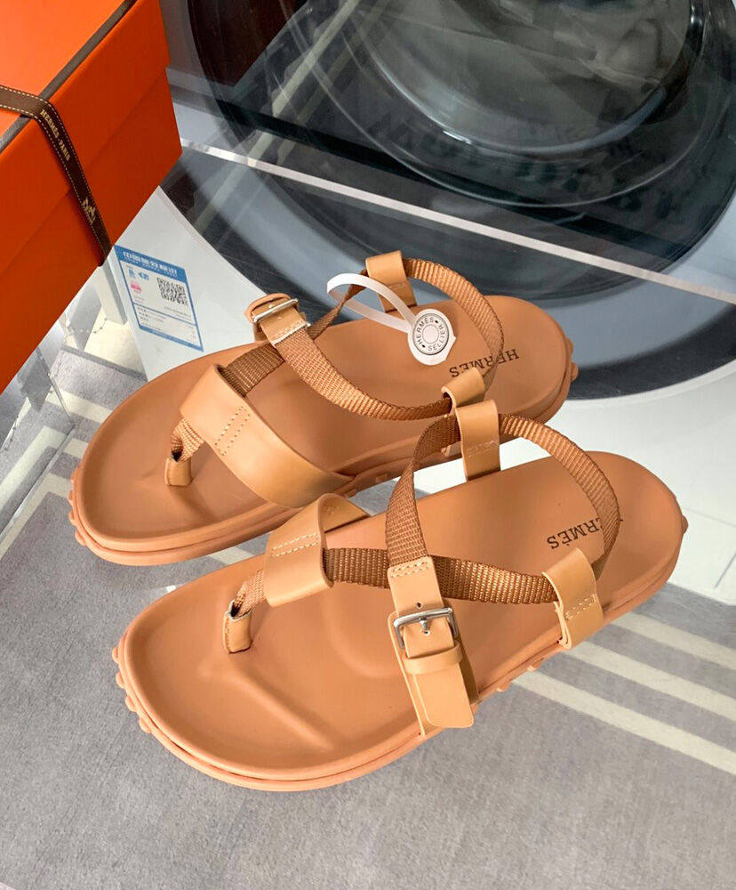 Inboard Sandal