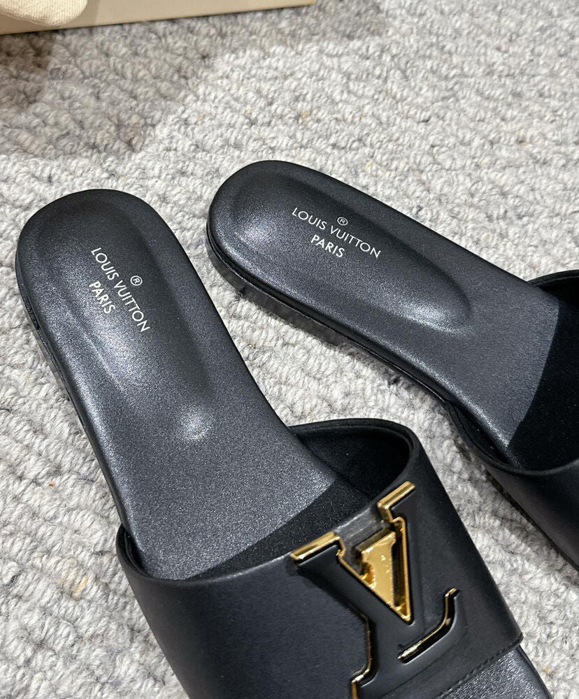 LV Capri Flat Mule