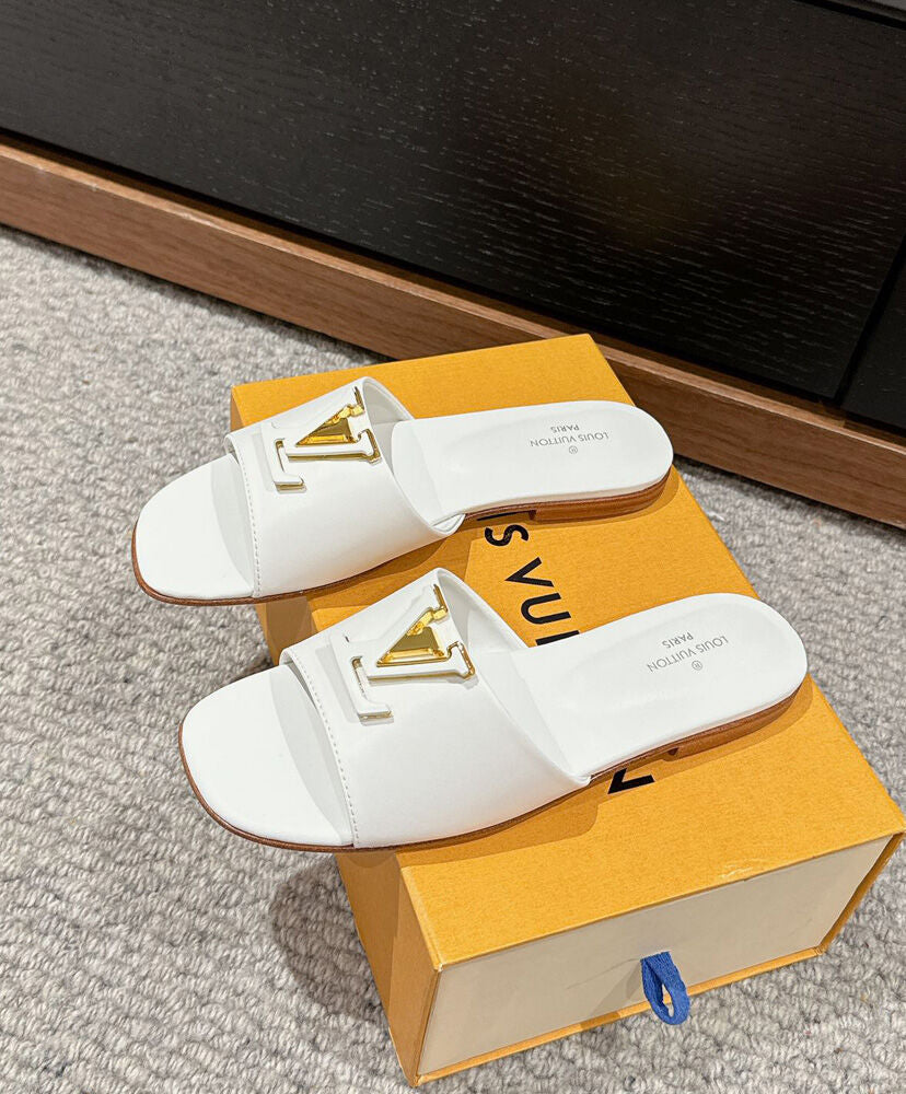 LV Capri Flat Mule