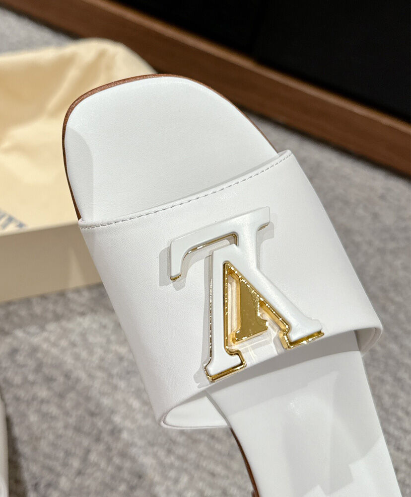 LV Capri Flat Mule