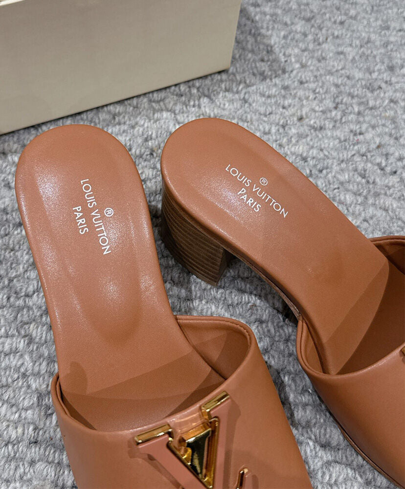 LV Capri Mule