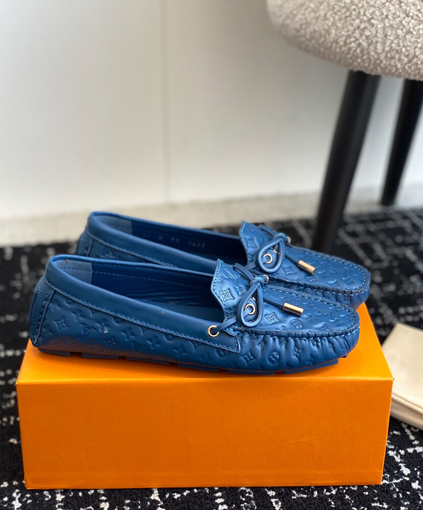 Gloria Flat Loafer