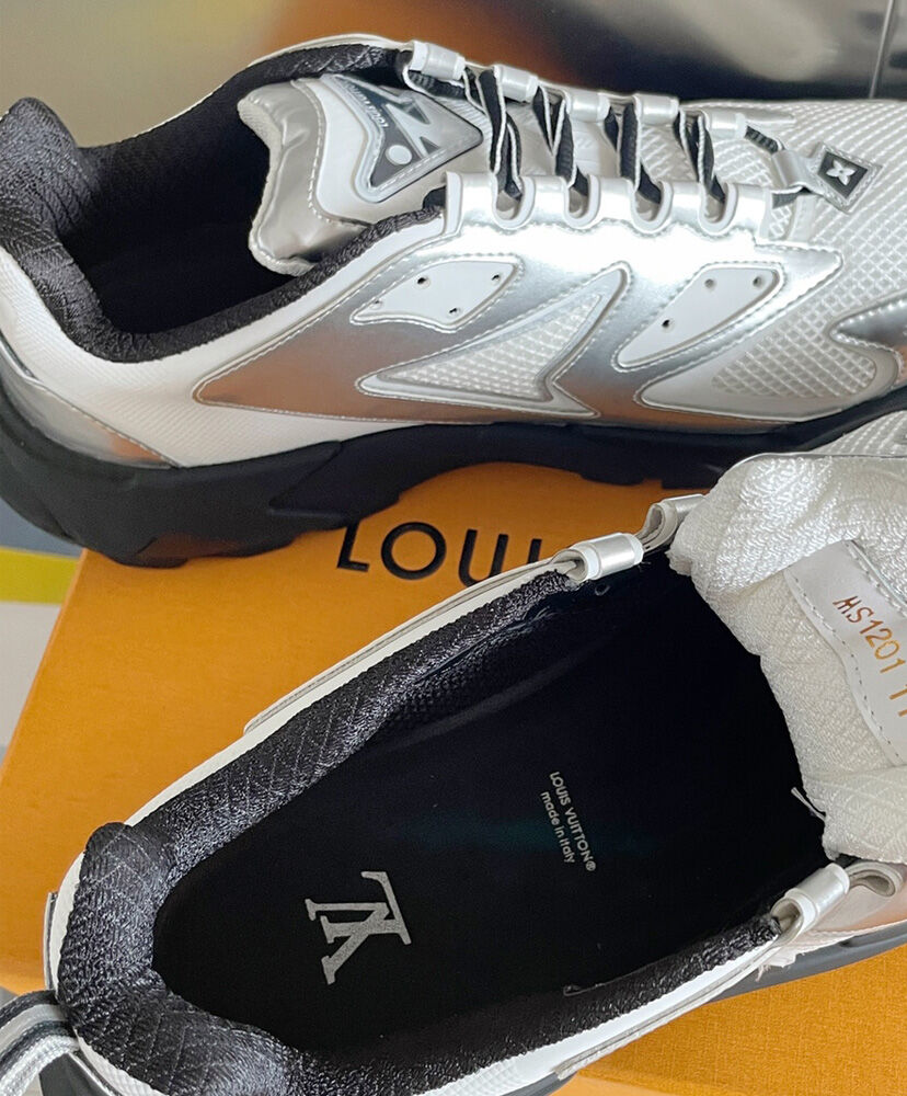 LV Runner Tatic Sneaker