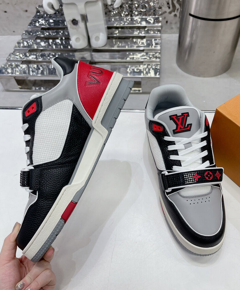 LV Trainer Sneaker