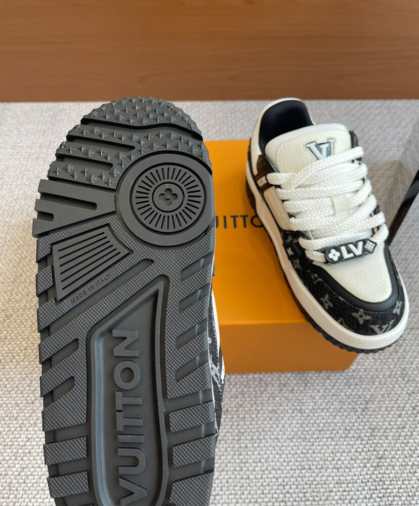 LV Trainer Maxi Sneaker