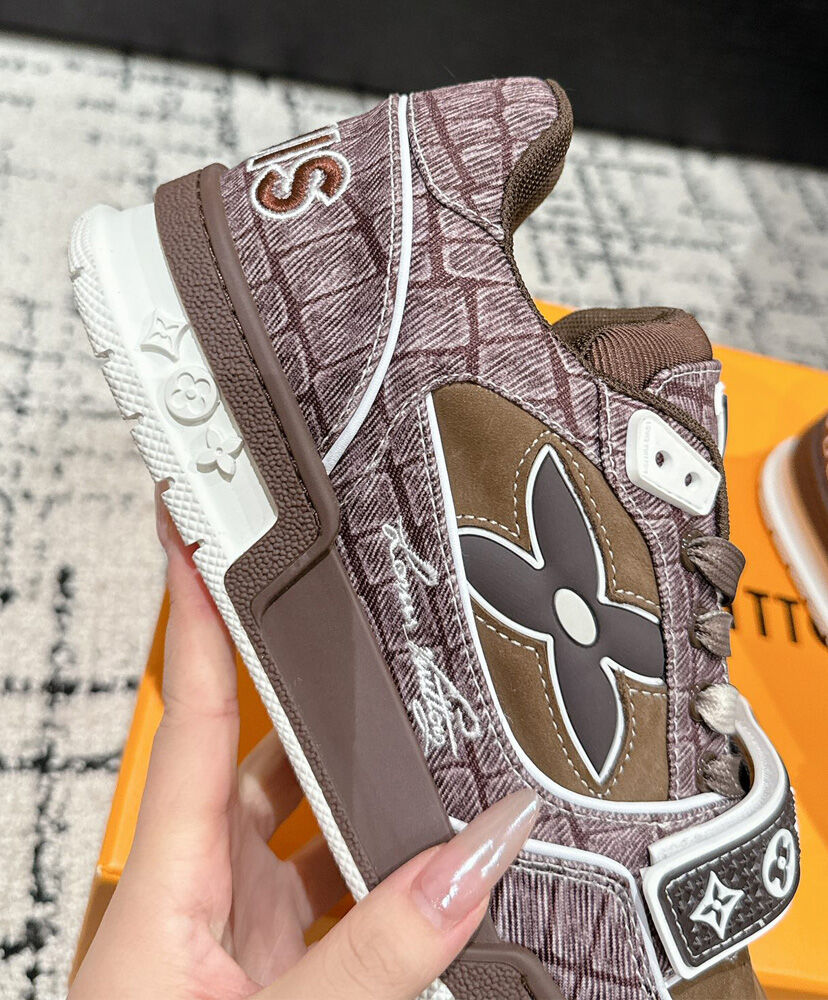 LV Trainer Sneaker