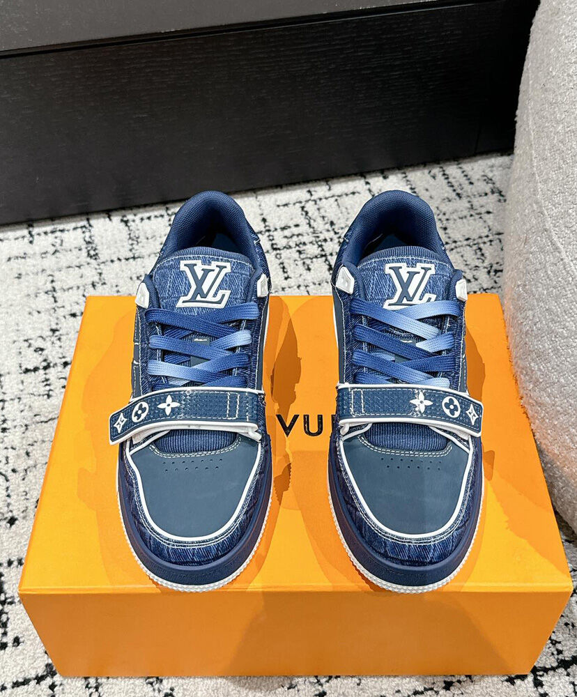 LV Trainer Sneaker