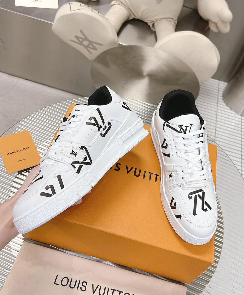 LV Trainer Sneaker