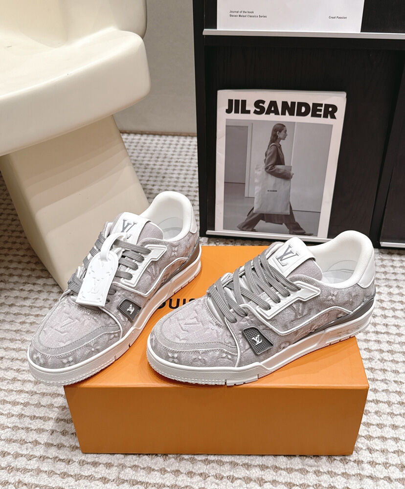 LV Trainer Sneaker