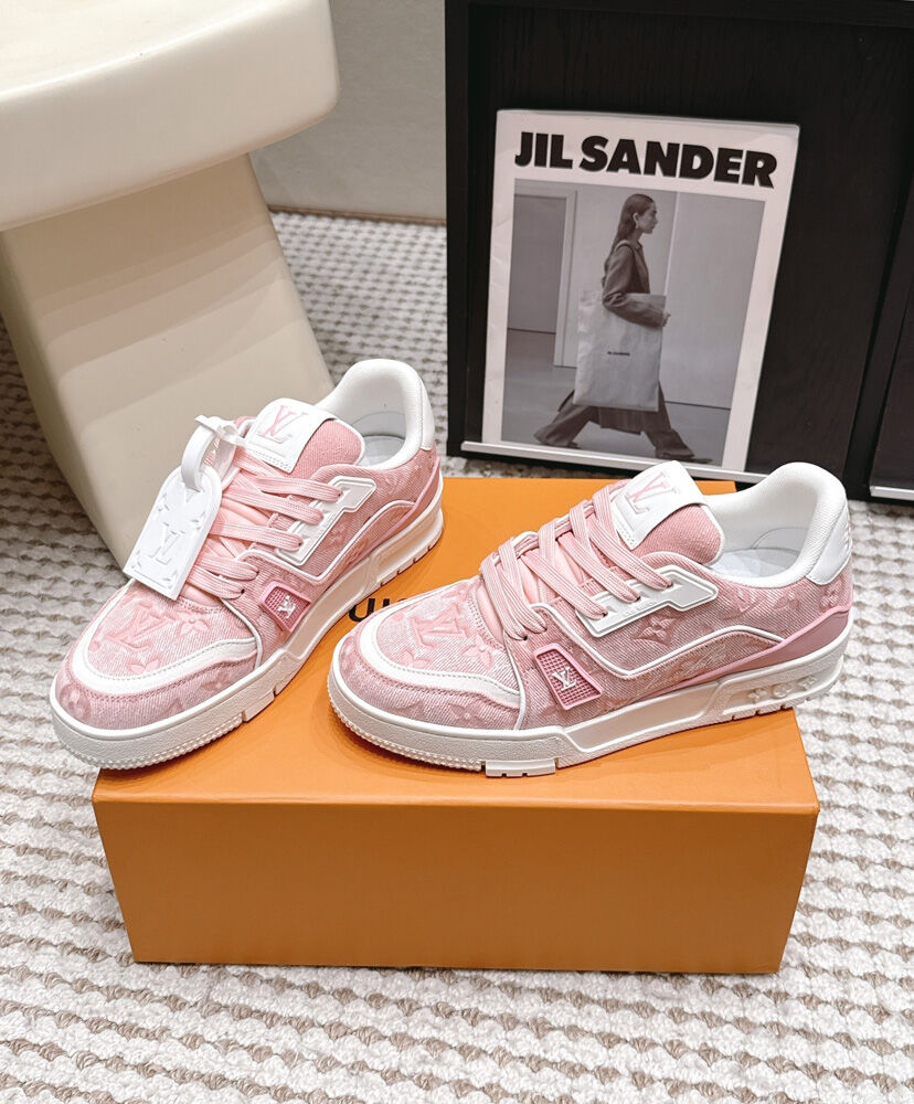 LV Trainer Sneaker
