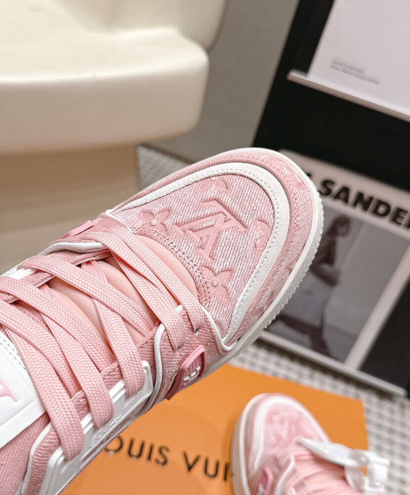 LV Trainer Sneaker
