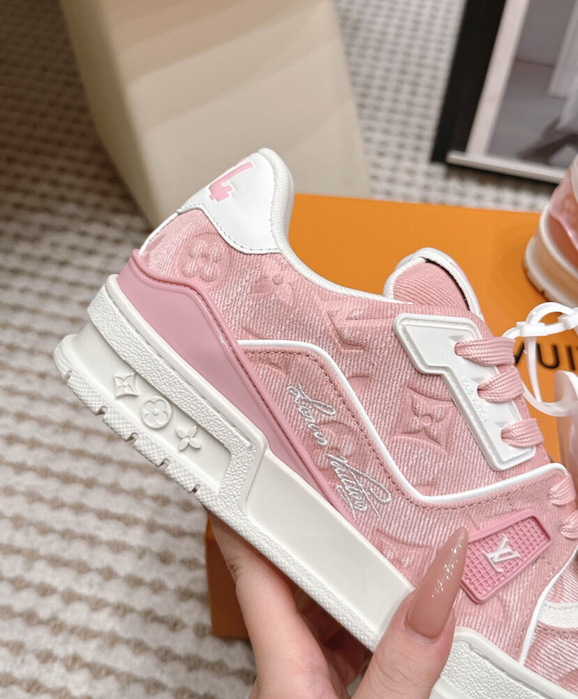 LV Trainer Sneaker