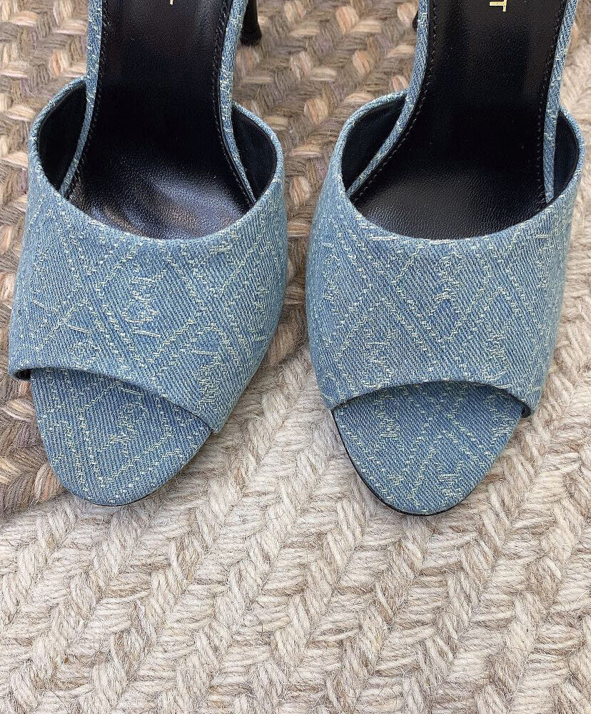 LA 16 Printed Denim Mules