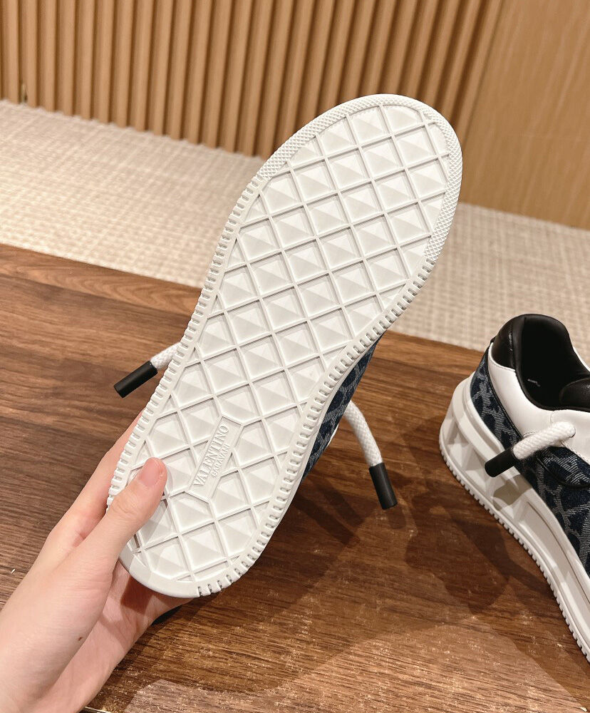 One Stud XL Low-Top Sneakers