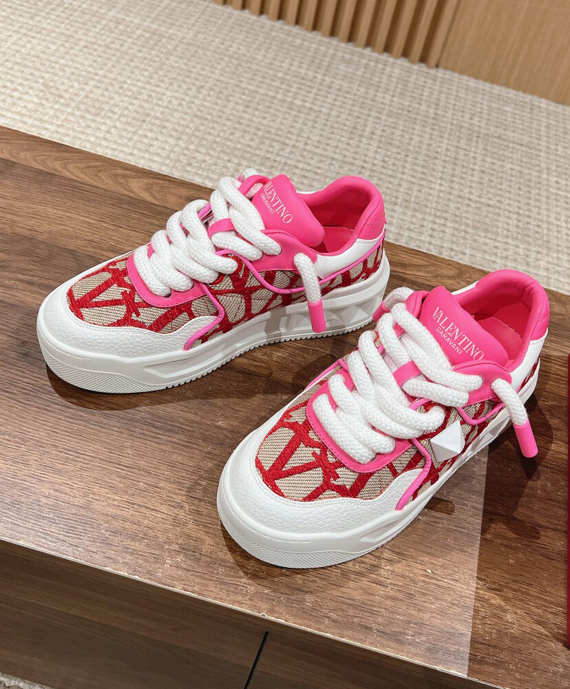 One Stud XL Low-Top Sneakers