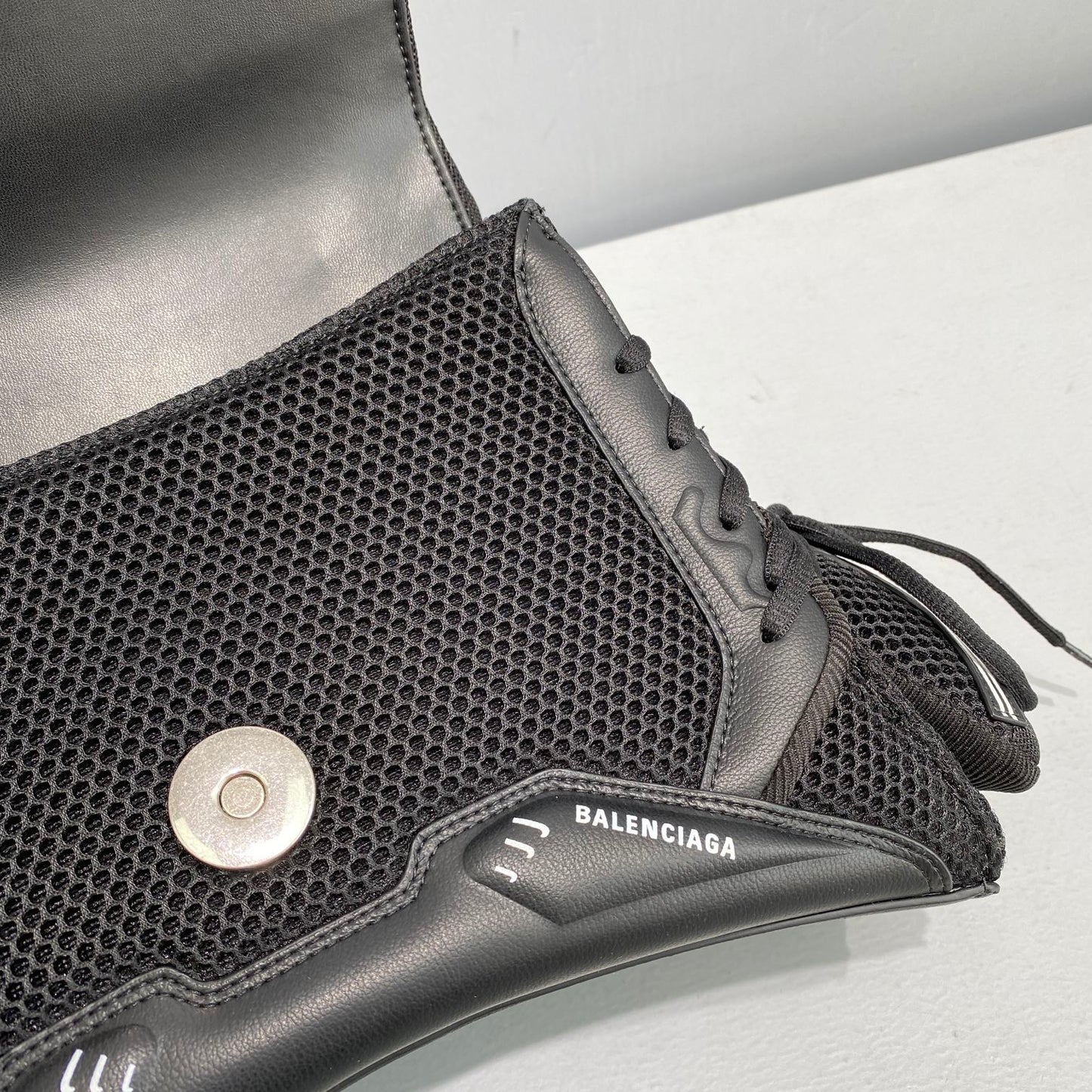 Balenciaga Sneakerhead Top Handle Bag - MarKat store