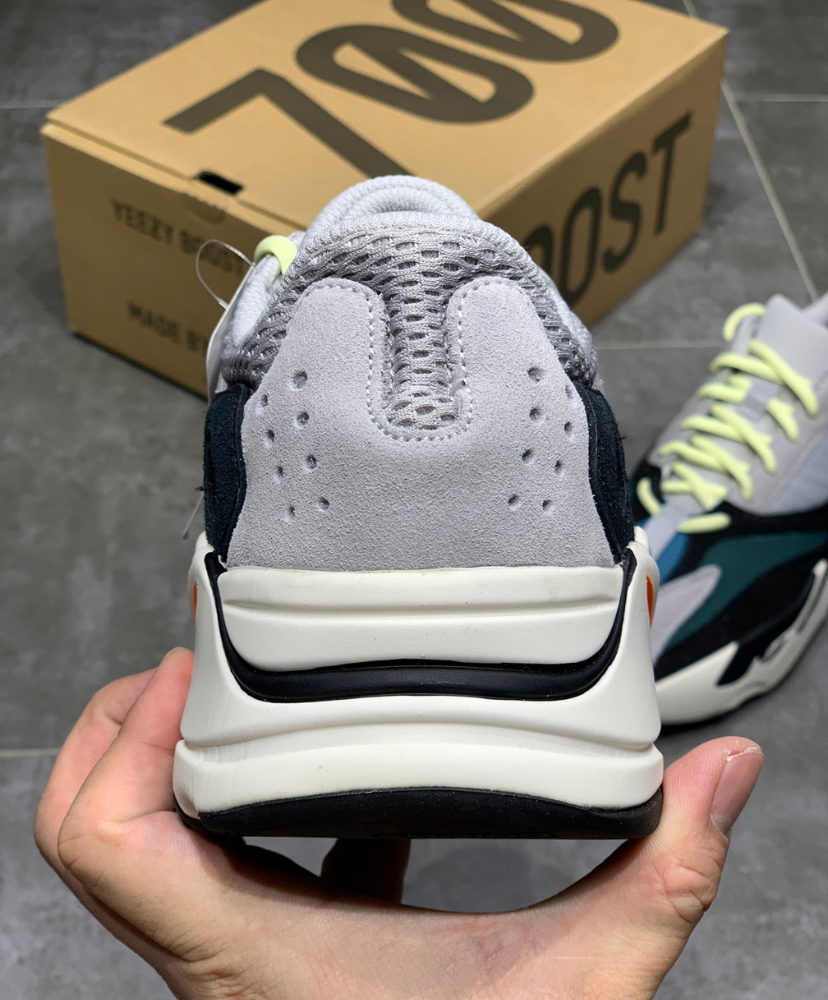 Yeezy Boost 700 Wave Runner