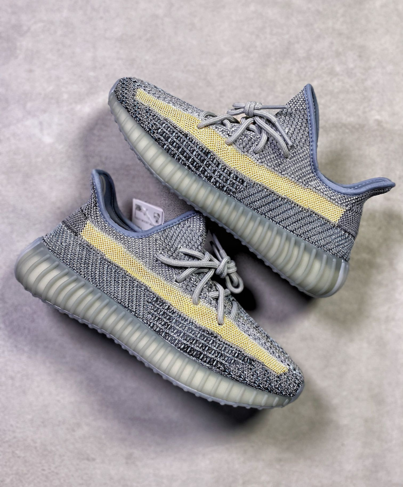 Yeezy Boost 350 V 2 Ash Blue