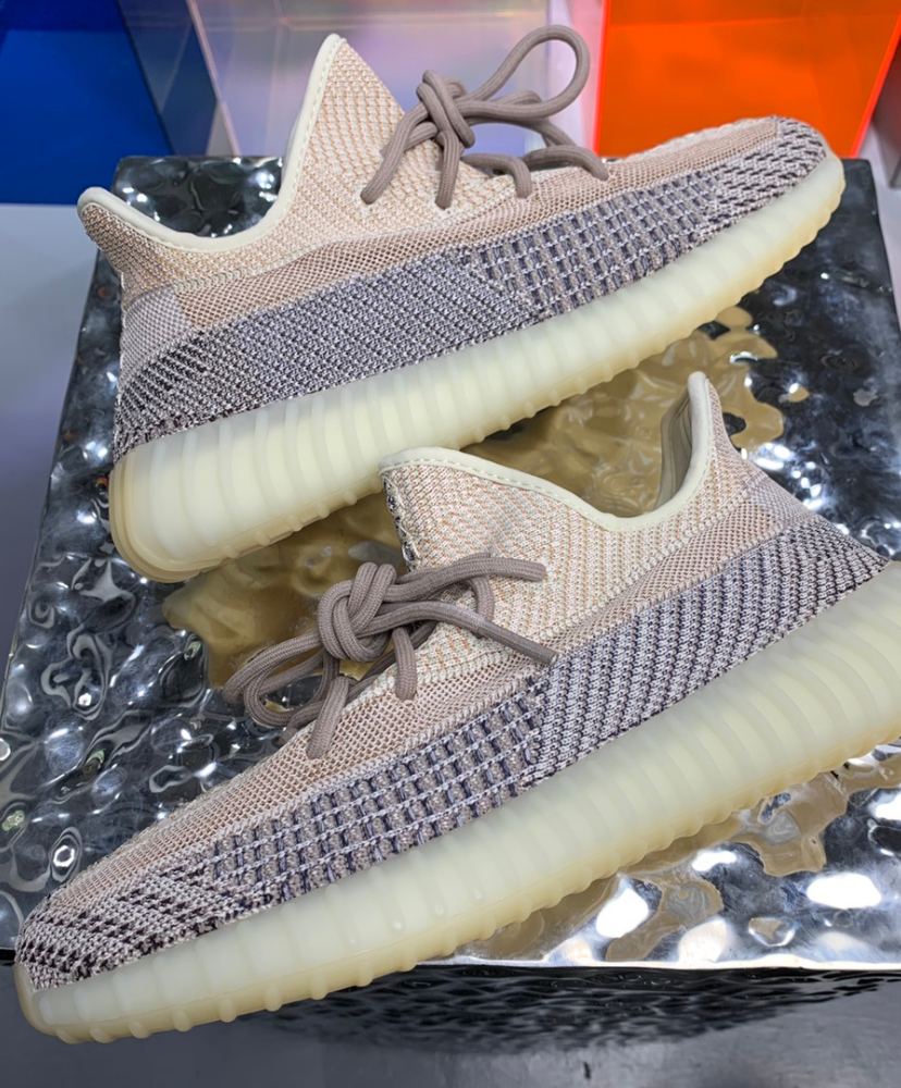 Yeezy Boost 350 V 2 Ash Pearl