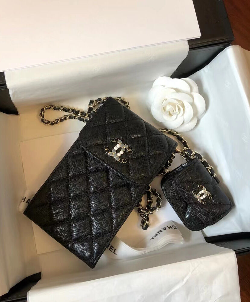 Chanel Phone & Airpods Case With Chain