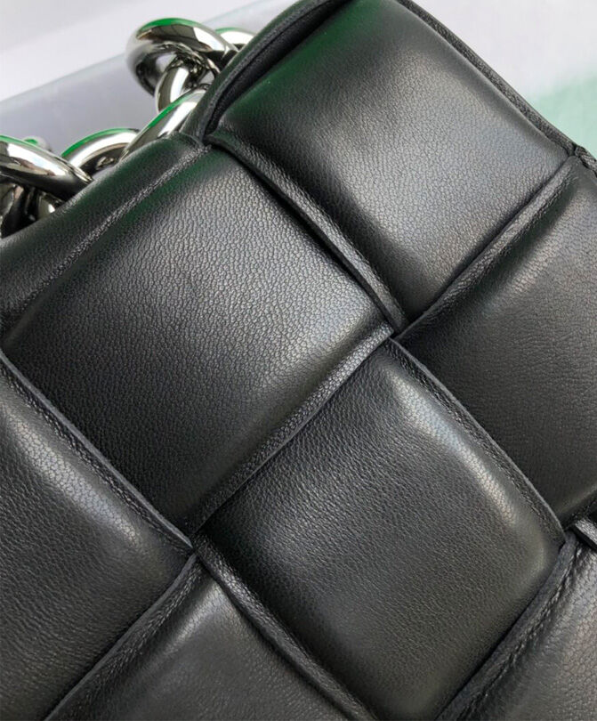 Chain Cassette Leather Shoulder Bag