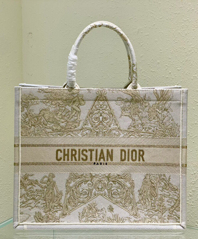 Large Dior Book Tote - MarKat store