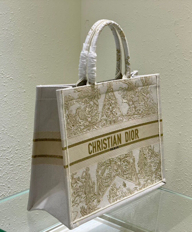 Large Dior Book Tote - MarKat store