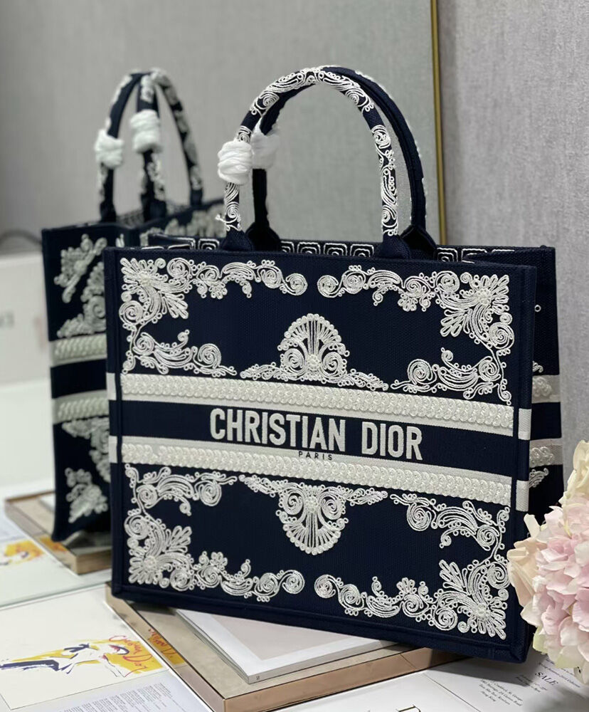 Large Dior Book Tote - MarKat store