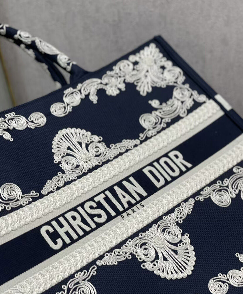 Large Dior Book Tote - MarKat store