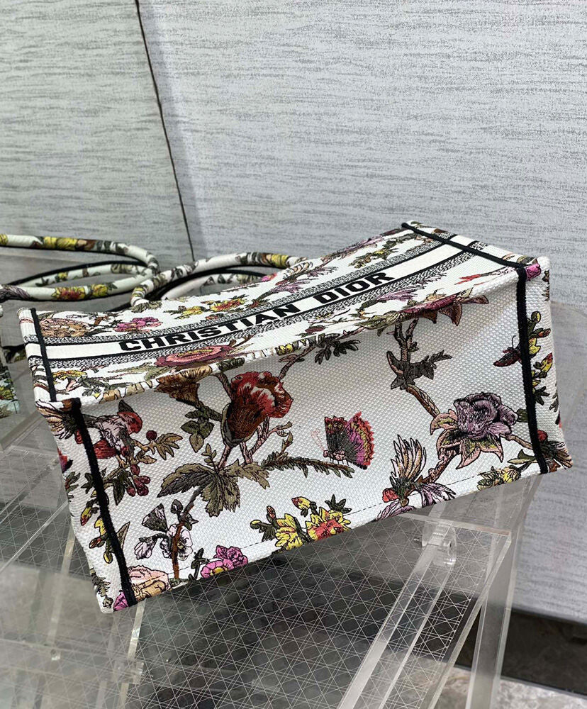 Medium Dior Book Tote