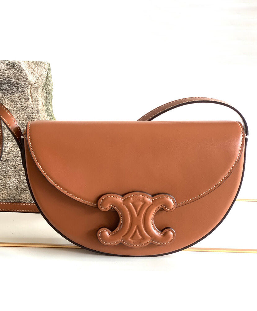 Besace Cuir Triomphe In Smooth Calfskin