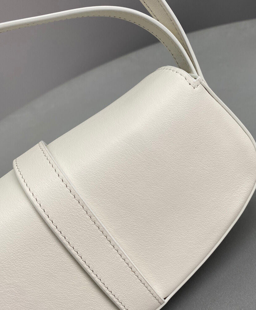 Clutch On Strap In Smooth Calfskin