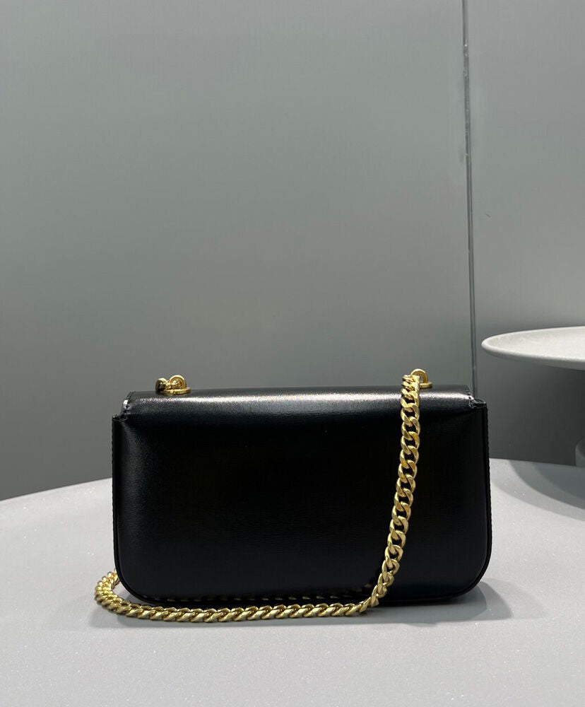 Chain Shoulder Bag Cuir Triomphe In Shiny Calfskin