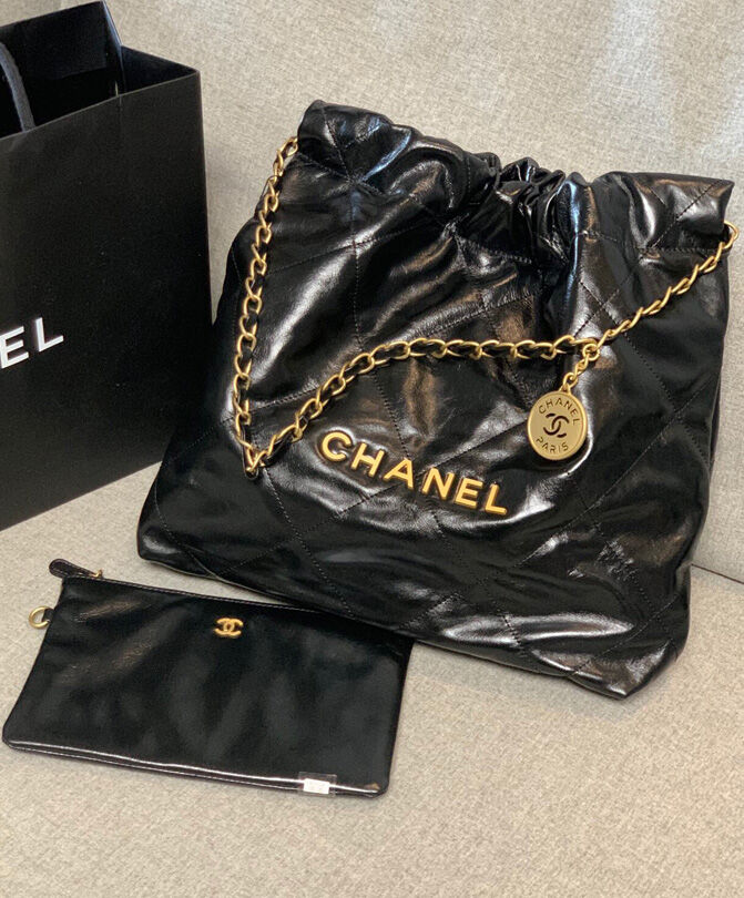 Chanel 22 Small Handbag