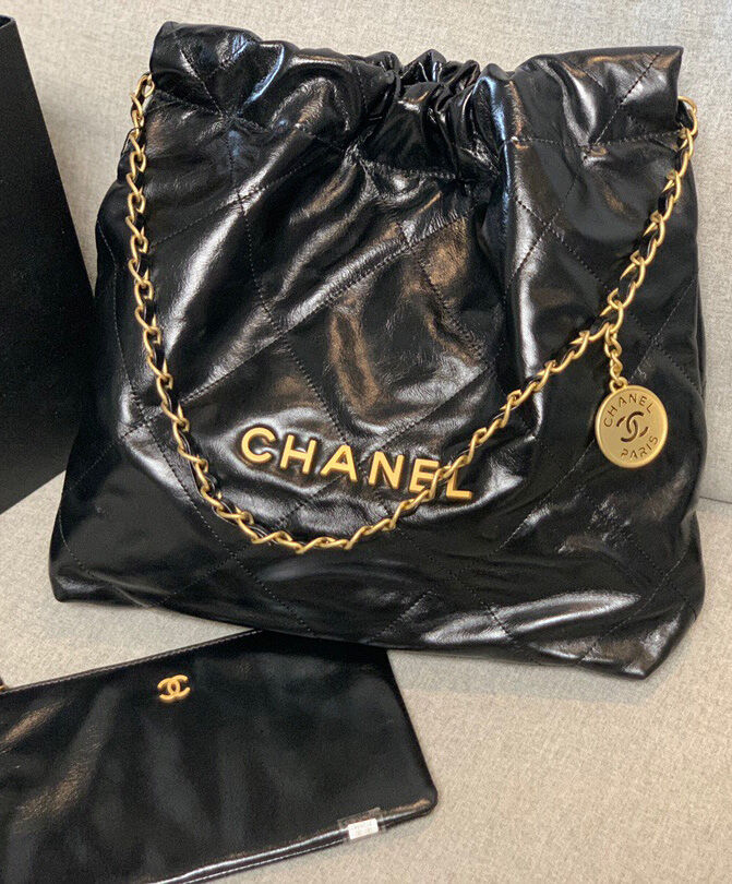 Chanel 22 Small Handbag