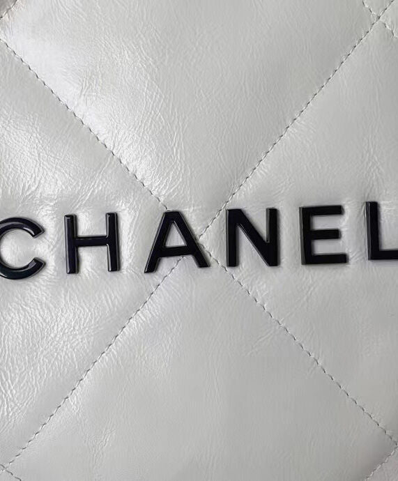 Chanel 22 Small Handbag