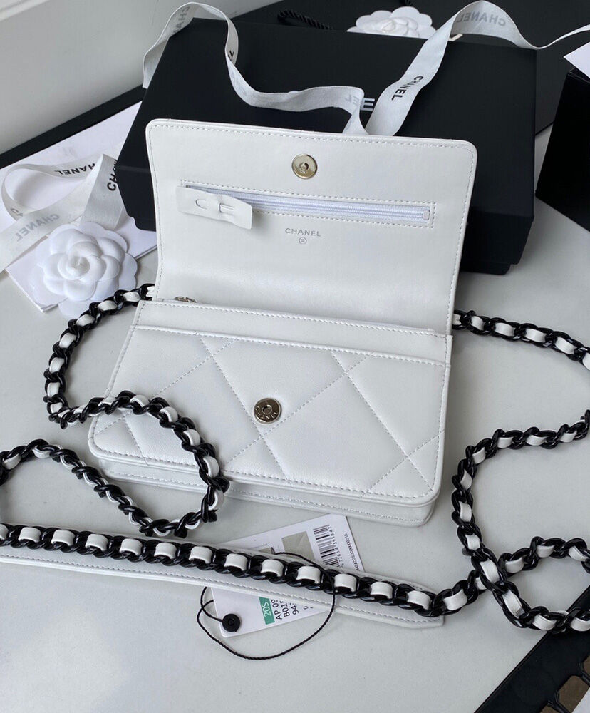 Chanel 19 Wallet On Chain - MarKat store