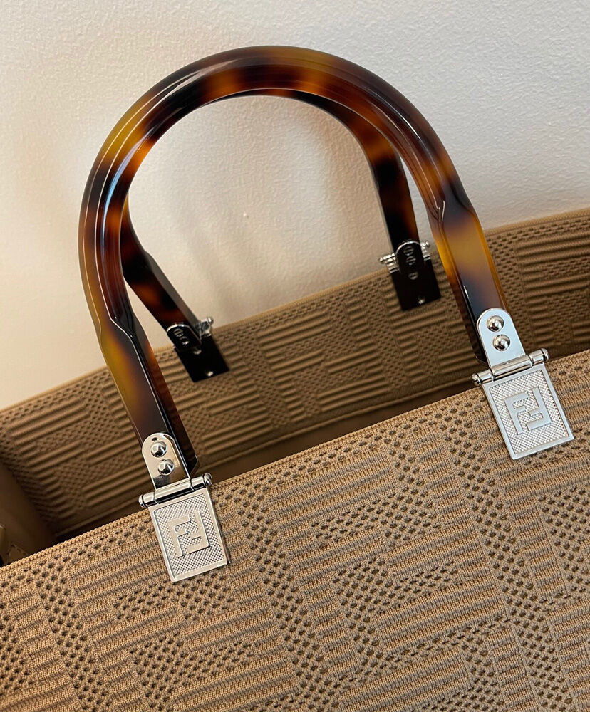 Fendi Sunshine Medium - MarKat store