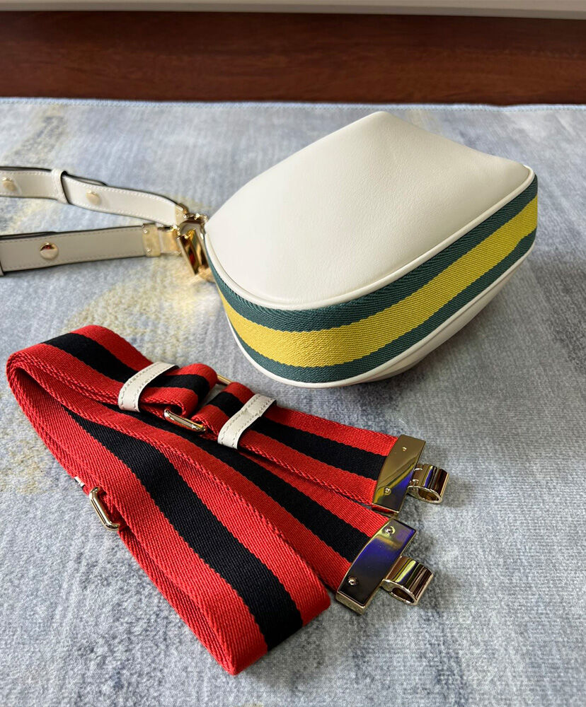 Gucci Attache Small Shoulder Bag