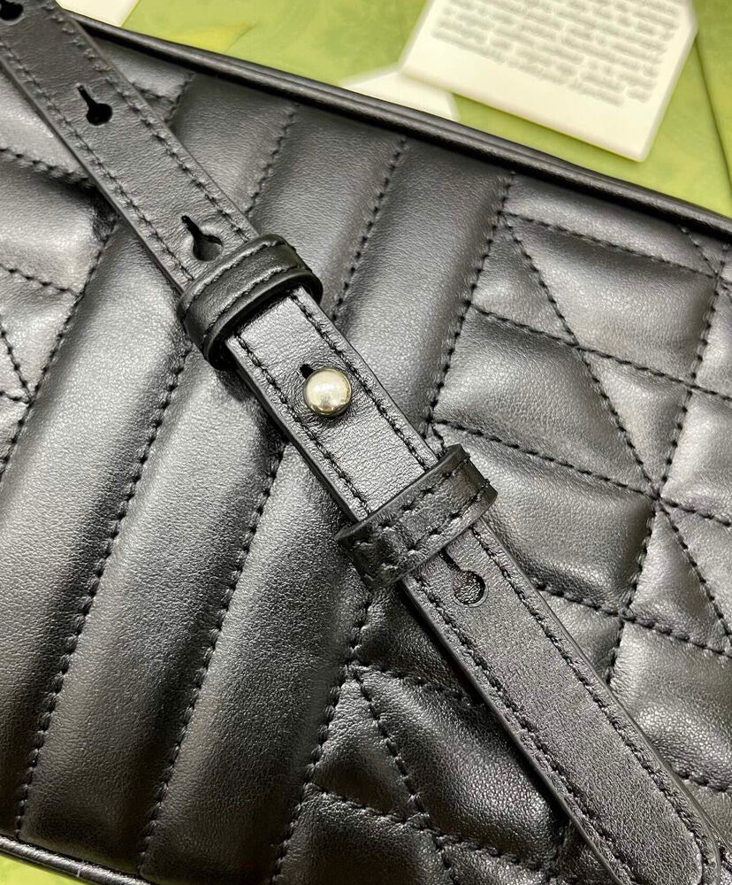 GG Marmont Small Shoulder Bag