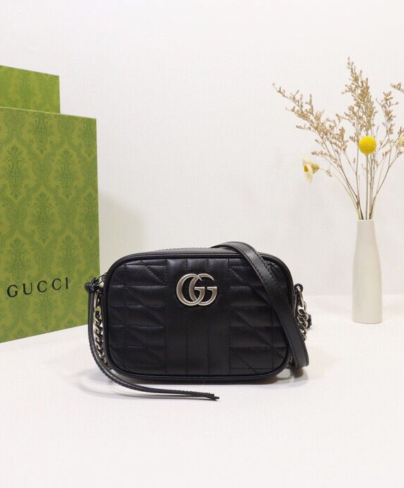 GG Marmont Mini Shoulder Bag