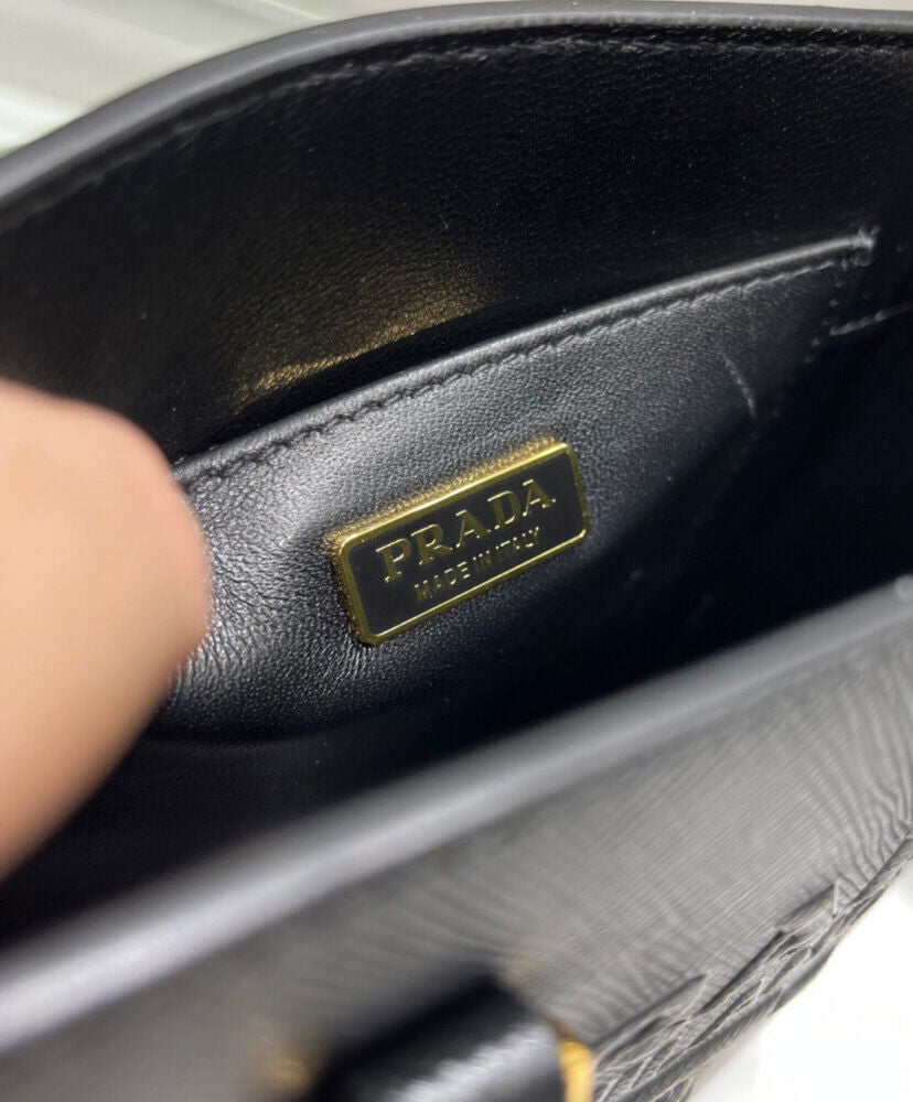 Small Saffiano Leather Handbag - MarKat store